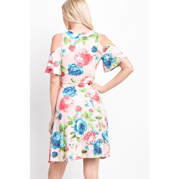New Arrival- Floral Wrap Dress - Picture 4 of 5
